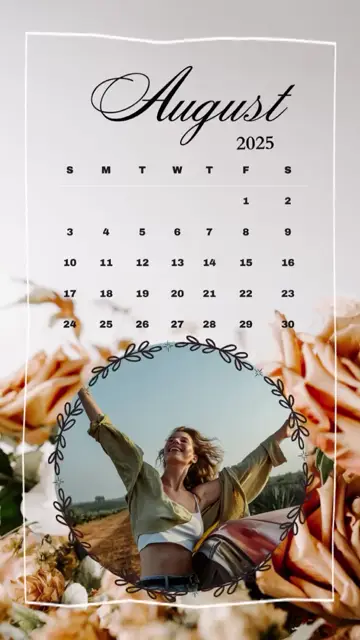 Превью шаблона «August Calendar»