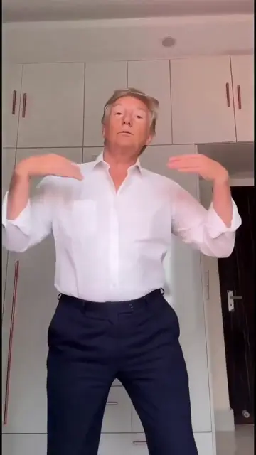 Превью шаблона «Trump funny dance»